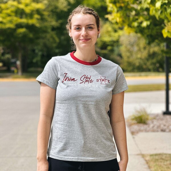 GIII Women's I-State Gray Crewneck Short Sleeve T-Shirt